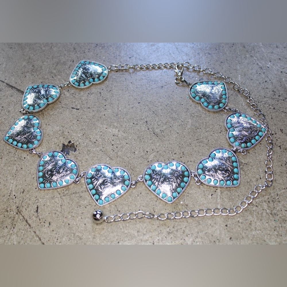62A. Heart Shape Silver Turquoise Detail Chain Belt